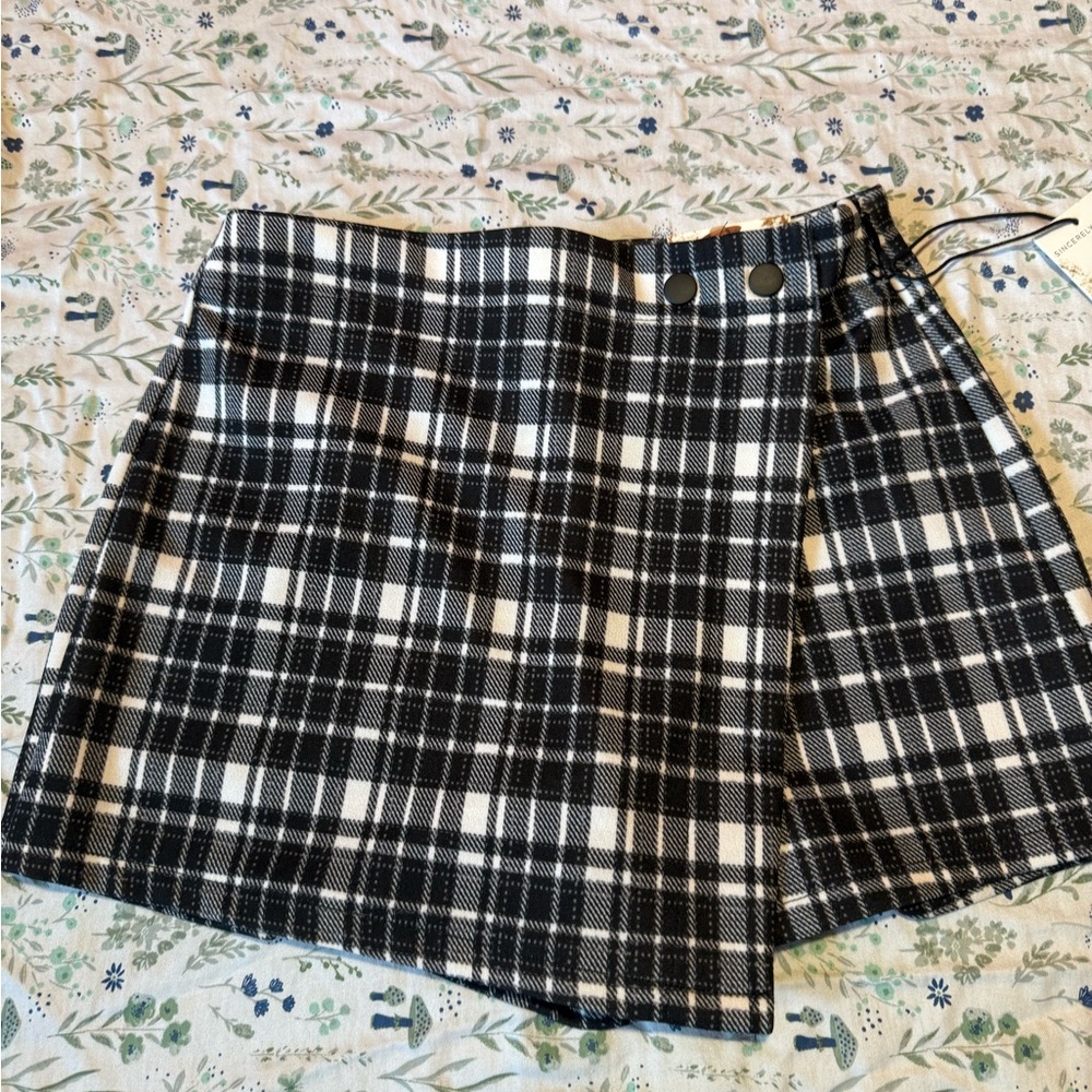Plaid Black and White Women's Skirt